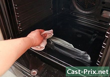 Cum curățați un cuptor cu convecție