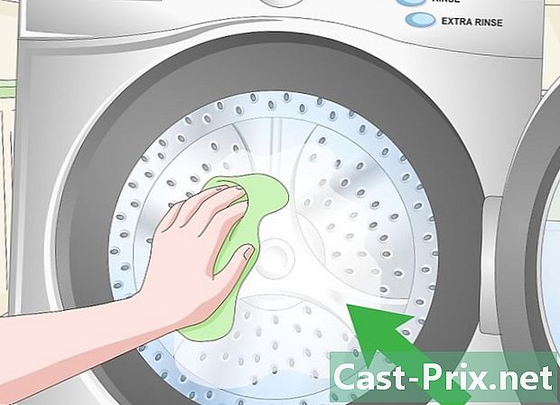 איך לנקות מכונת כביסה שמריחה ריח רע