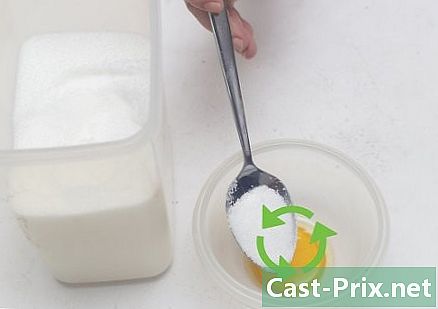 Kuinka valmistaa kuorinta-aine oliiviöljyllä ja sokerilla - Oppaita