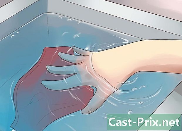 Jak odebrat krev z vašeho spodního prádla po období - Vodítka