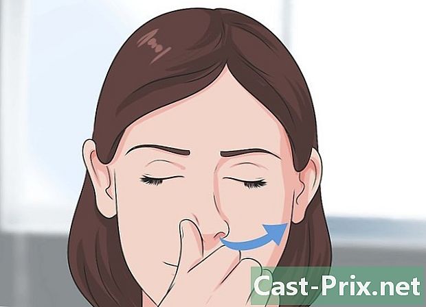 Πώς να απαλλαγείτε από μια ερεθισμένη μύτη με συχνές κηλίδες